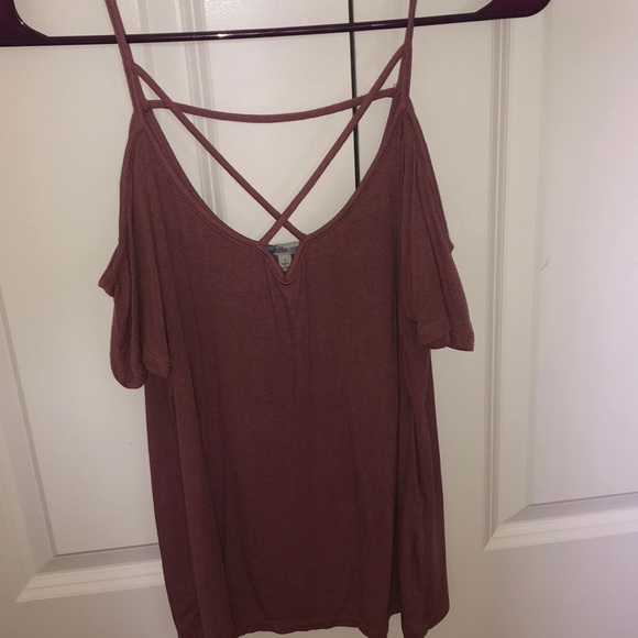 Charlotte Russe Tops - Open shoulder top